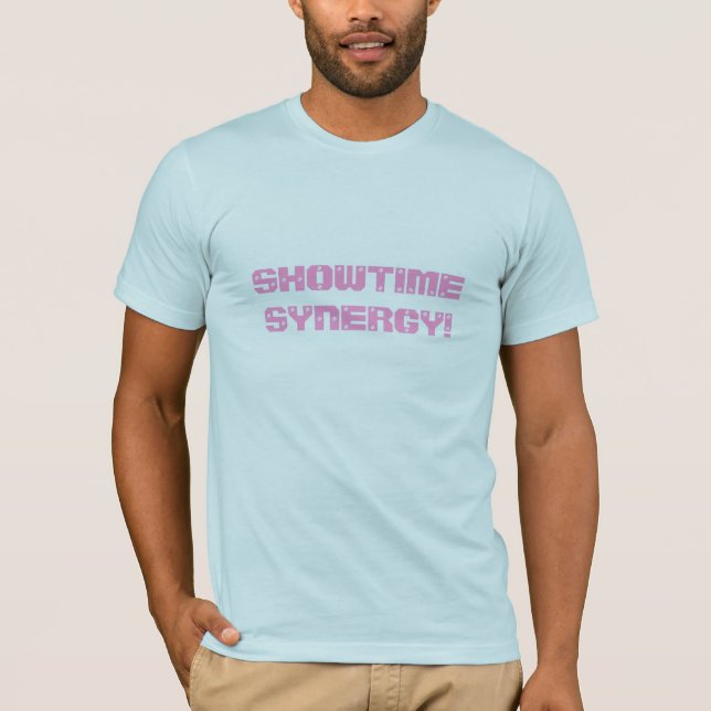 CAMISETA ¡SHOWTIMESYNERGY! (Anverso)