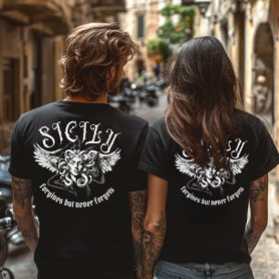 Camiseta Sicilia Perdona pero Nunca Olvida Gothic Trinacria