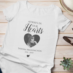 Camiseta Siempre en nuestros corazones   Servicio de memori