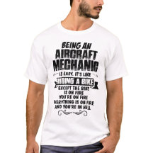 Siendo un mecánico de aviones…