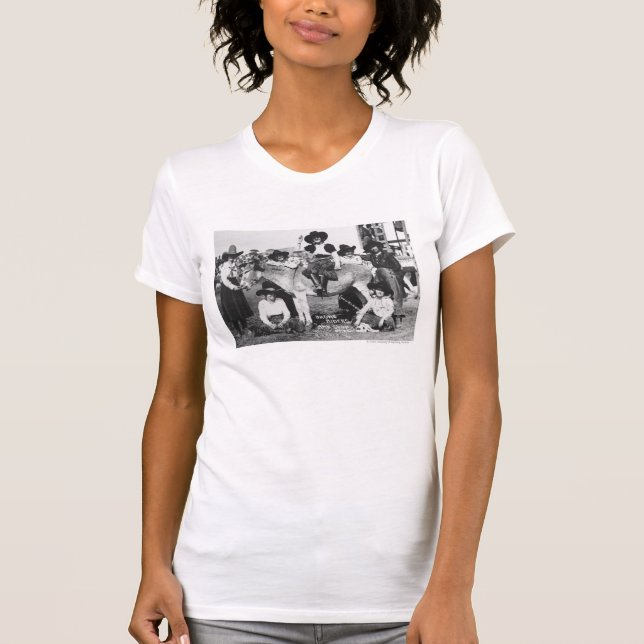 Camiseta Siete vaqueras del rodeo jocosamente que presentan (Anverso)