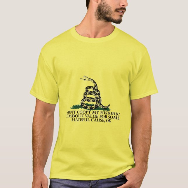 Camiseta Significado de la bandera de Gadsden defendido (Anverso)
