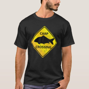 Camiseta Signo de advertencia divertida Carp Crossing Carp