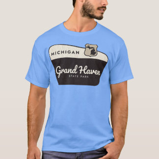 Camiseta Signo de bienvenida de Grand Haven State Park Mich