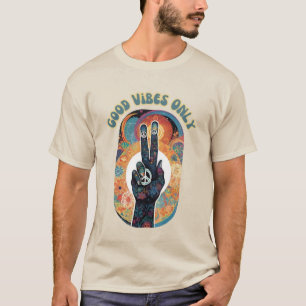 Camiseta Signo de paz entre flores: sólo buenas vibraciones
