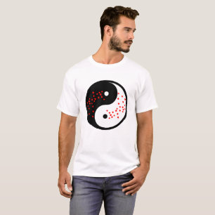 Camiseta Signo de yin yáng con corazones de San Valentín