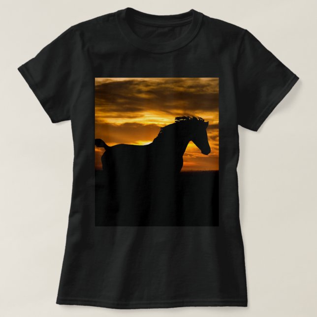 Camiseta Silhouette Black Horse Sunset (Diseño del anverso)