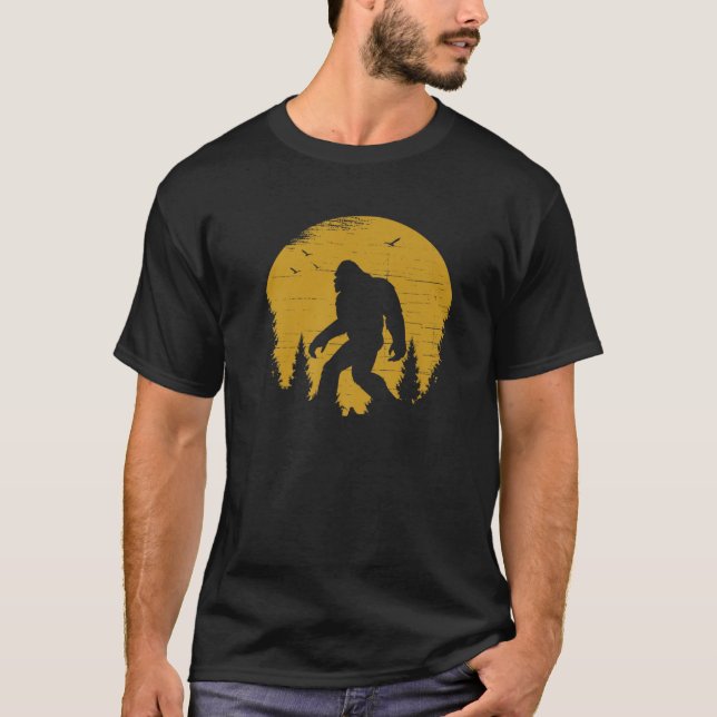 Camiseta Silhouette Retro Bigfoot Sunset Sasquatch (Anverso)