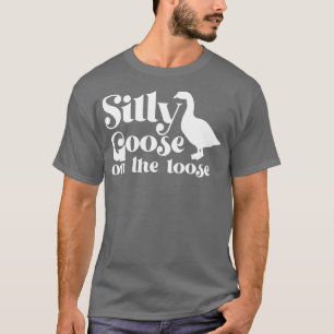 Camiseta Silly Goose en el texto blanco suelto