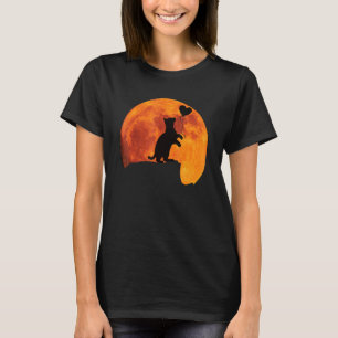 Camiseta Silueta de gato en luna llena con un corazón. Herm