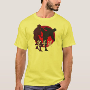 Camiseta Silueta de la lucha del karate, fondo rojo del