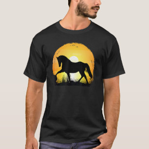 Camiseta Silueta de raza de caballo de puesta de sol Hano