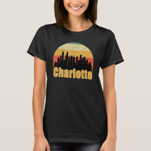 Camiseta Silueta del horizonte de Charlotte Nc al atardecer