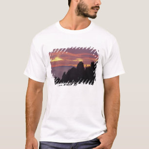 Camiseta Silueta del Mt. Huangshan (Montaña Amarilla) en