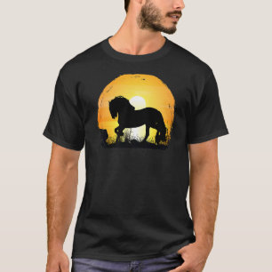 Camiseta Silueta friesiana de la raza del caballo de sol