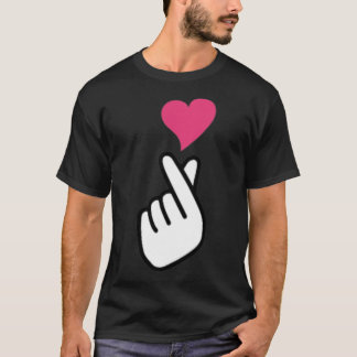 Camiseta Símbolo de mano coreano del corazón del dedo KPOP