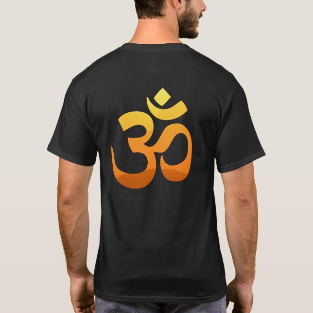 Camiseta Símbolo de mantra de yoga impreso de vuelta medita (Reverso)