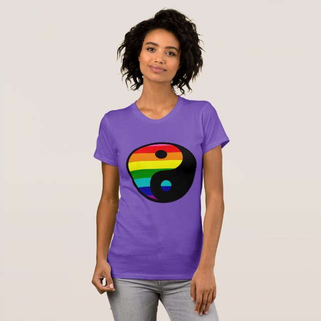 Camiseta Símbolo de orgullo LGBTQ Yin Yang Arcoíris (Anverso completo)