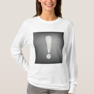 Camiseta Símbolo de signo de exclamación de grunge industri