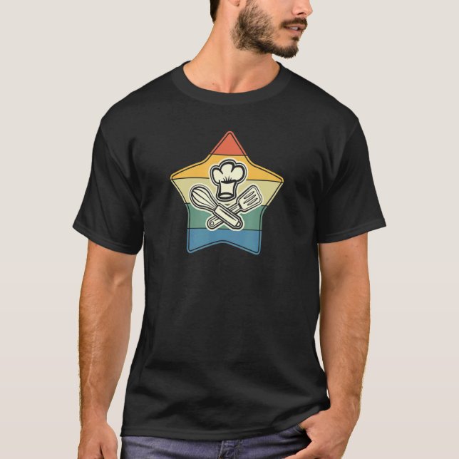 Camiseta Símbolo del chef con Gorra del chef y utensilios d (Anverso)