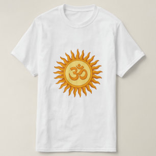 Camiseta Símbolo Om en diseño hindú espiritual de sol radia