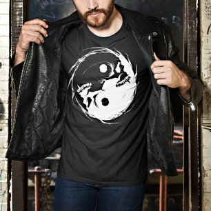 Camiseta Símbolo religioso del cráneo de vampiros oscuro de