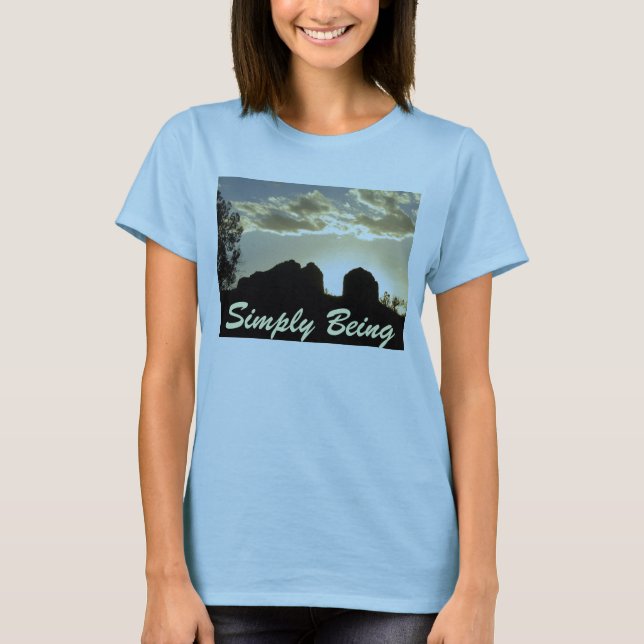 Camiseta Simplemente estando: Aún como dios me creó (Anverso)