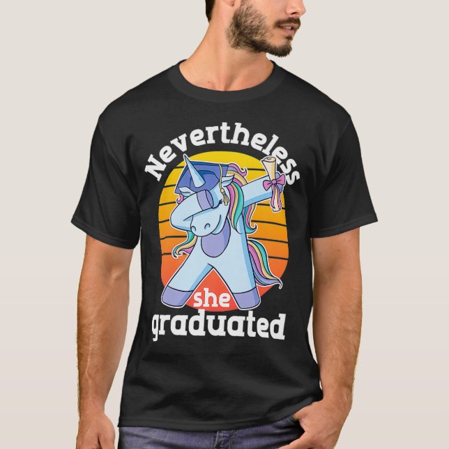Camiseta Sin Embargo, Se Graduó Gradosa Unicorn Dabbing G (Anverso)