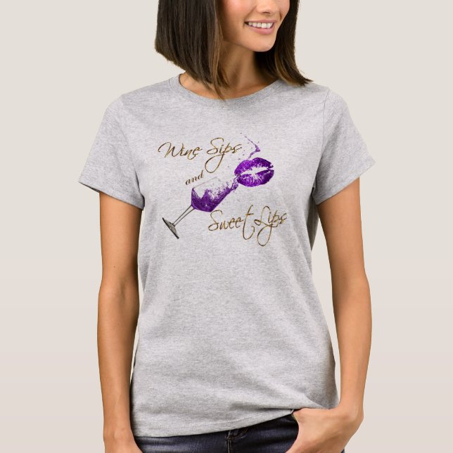 Camiseta Sips de vino y labios dulces - púrpura (Anverso)