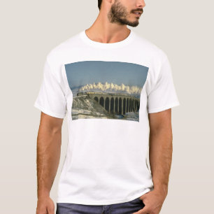 Camiseta Sir Lamiel cruza el viaducto de Ribblehead en el