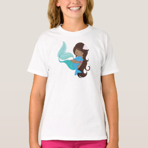 Camiseta Sirena afroamericana, pelo marrón, delfín