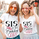 Camiseta Sis of the Birthday Chica Personized Squad Matchin<br><div class="desc">¿Buscando el regalo de cumpleaños perfecto? ¡No busque más que nuestros camisetas familiares personalizados! Estos camisetas son perfectos para cualquier fiesta de cumpleaños o solo para mostrar tu apoyo a tus seres queridos. No sólo son una gran manera de mostrar tu amor, sino que también están seguros de que harán...</div>