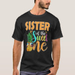 Camiseta Sister Of The Sweet One Pineapple 1st Birthday Fam<br><div class="desc">Sister Of The Sweet One Pineapple 1st Birthday Family Party.</div>