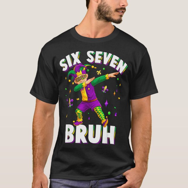 Camiseta Six Seven Mardi Gras Jester 67 Meme Carnival 6 7 K (Anverso)
