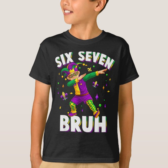 Camiseta Six Seven Mardi Gras Jester 67 Meme Carnival 6 7 K (Anverso)