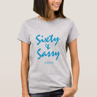 Sixty & Sassy Azure Blue Name Regalo de cumpleaños