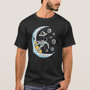 Camiseta Skateboarding Astronauta En La Luna En El Espacio
