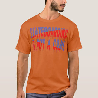 Camiseta Skateboarding Is A Crime Vintage Designs