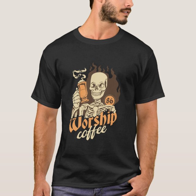 Camiseta Skeleton Coffee Advocacy Gothic Dark Gótico Com (Anverso)