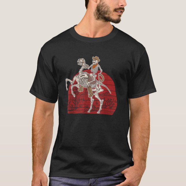 Camiseta Skeleton Cowboy montando Skeleton Horse Halloween  (Anverso)