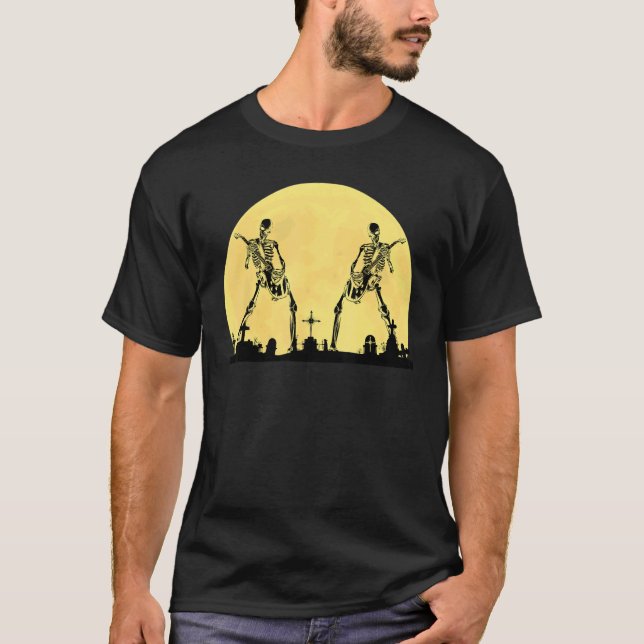 Camiseta Skeleton Playing Electric Guitar Solo in Graveyard (Anverso)