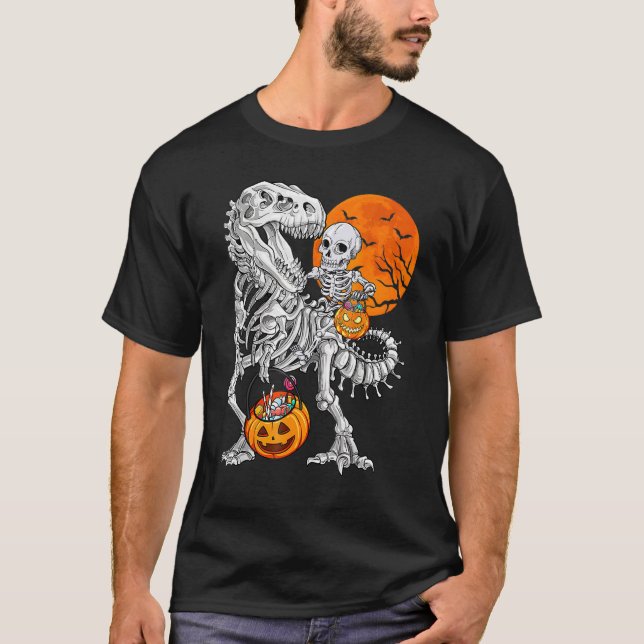 Camiseta Skeleton Riding Fossil Dinosaur rex Halloween (Anverso)