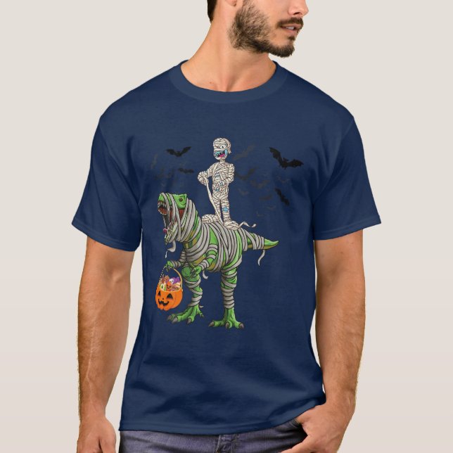 Camiseta Skeleton Riding Mummy Dinosaur Rex Halloween Funny (Anverso)