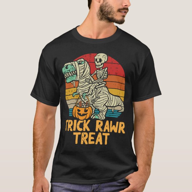Camiseta Skeleton Riding Mummy Dinosaur T Rex (Anverso)