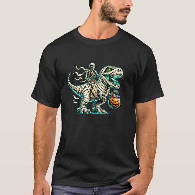 Camiseta Skeleton Riding Mummy Dinosaur T rex Halloween Div (Anverso)
