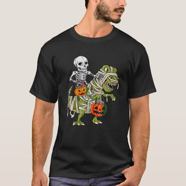 Camiseta Skeleton Riding Mummy Dinosaur T rex Halloween Div (Anverso)
