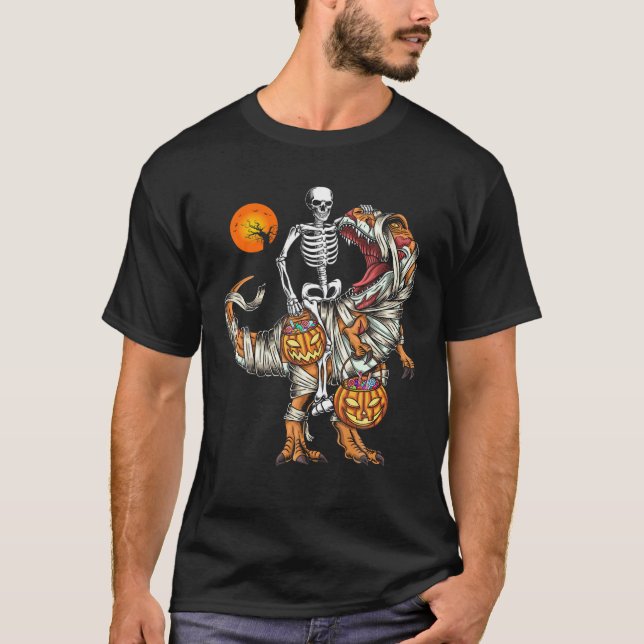 Camiseta Skeleton Riding Mummy Dinosaur T Rex Halloween Moo (Anverso)