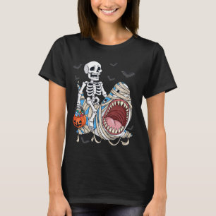 Camiseta Skeleton Riding Mummy Shark Funny Halloween Pumpki