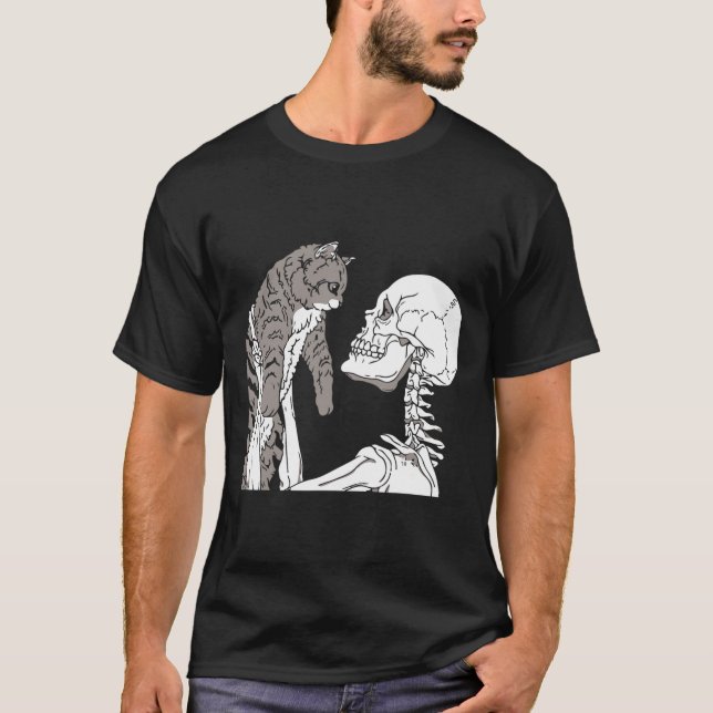 Camiseta Skeleton Sujetando Un Desfile De Ropa De Halloween (Anverso)