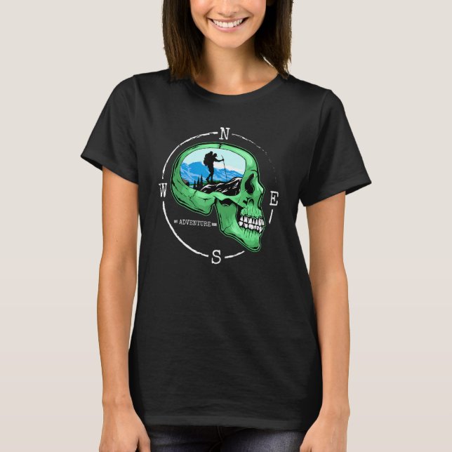Camiseta Skull con excursionista de la brújula al aire libr (Anverso)